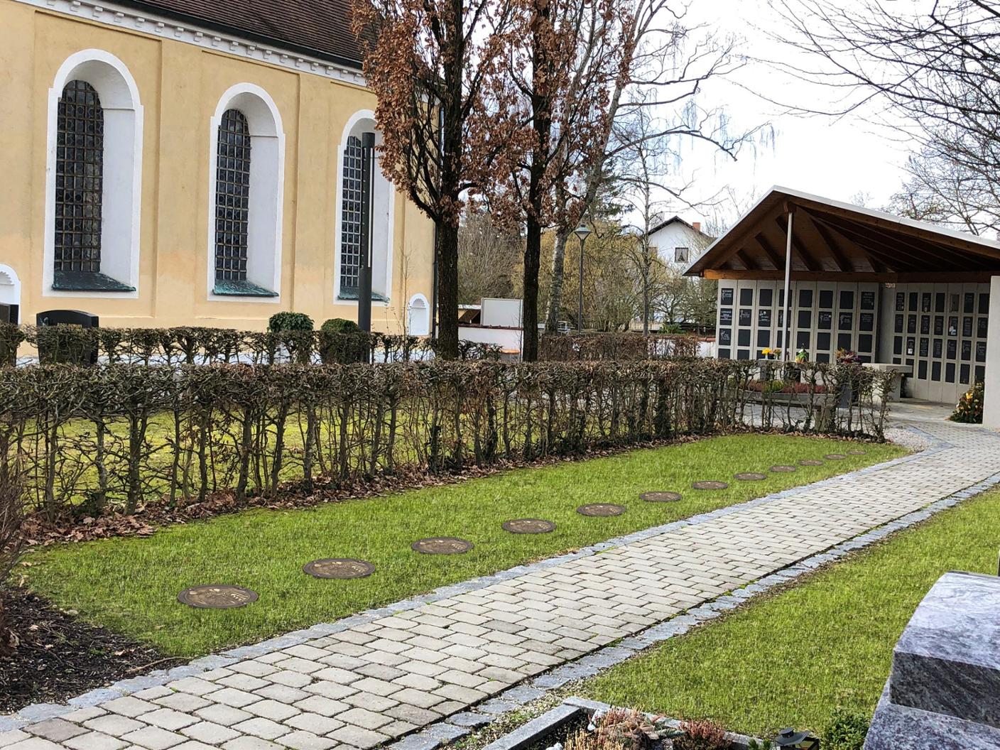 Teilansicht einer Kirche von außen