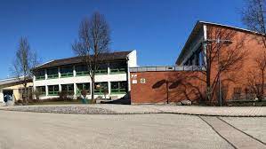 Grund- und Mittelschule in Forstern